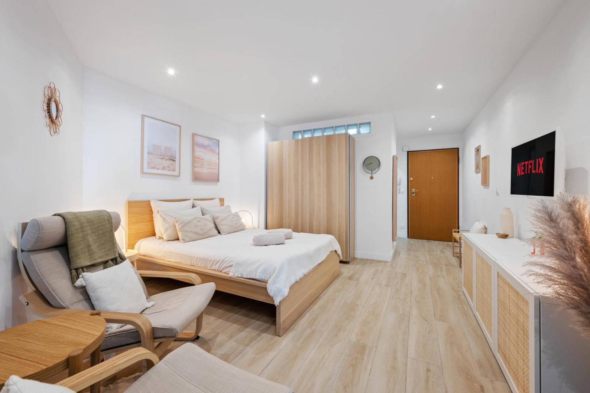 Appartement Bord De Mer « La Petite Ma-Line » Cagnes-sur-Mer Exterior photo